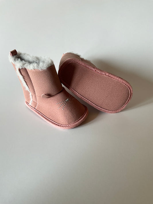BNWOT Pink Cat Sherpa Boots - size 6-9 months