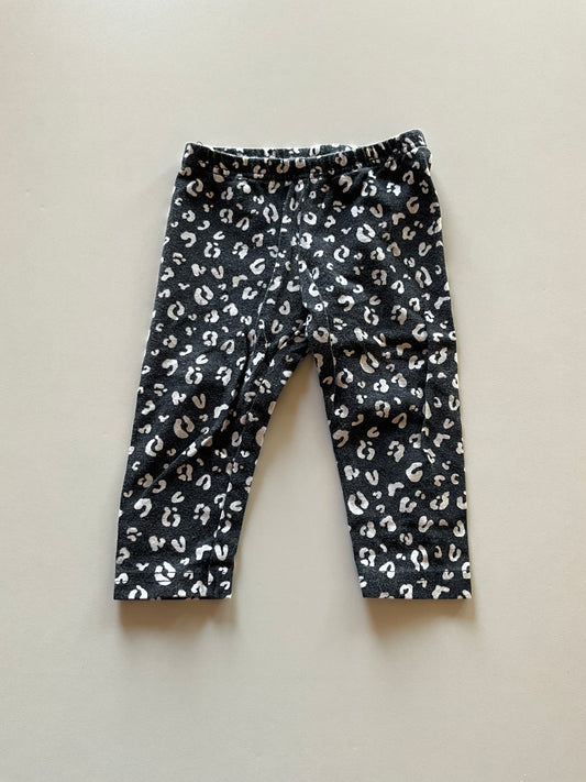 Black & White Leopard Leggings