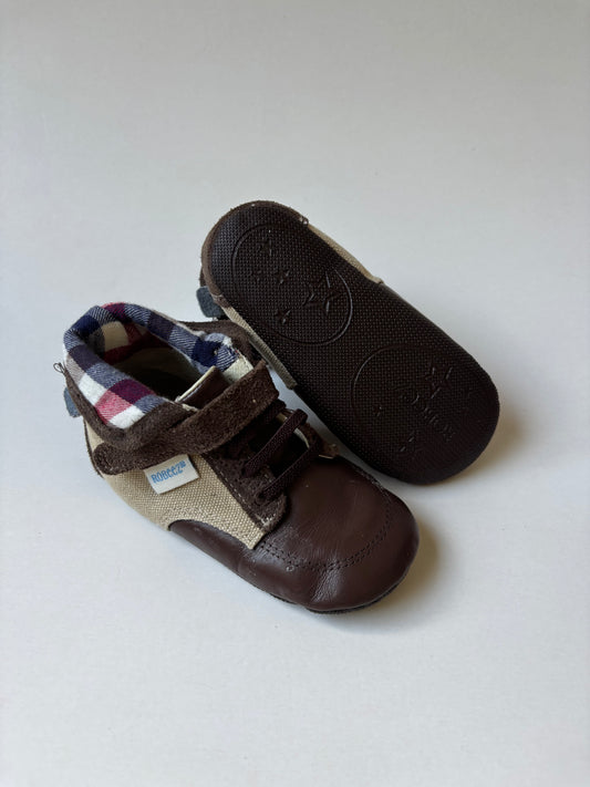Brown & Plaid Robeez Booties