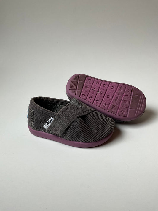 Brown Corduroy Toms
