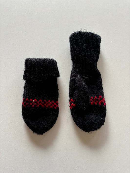 Black & Red Knit Mittens