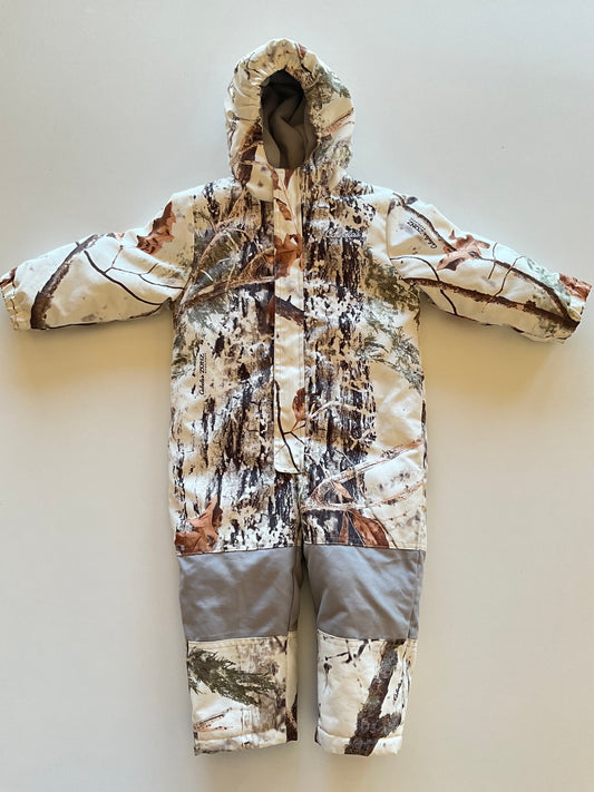 Cabela's White Camo Snow Suit