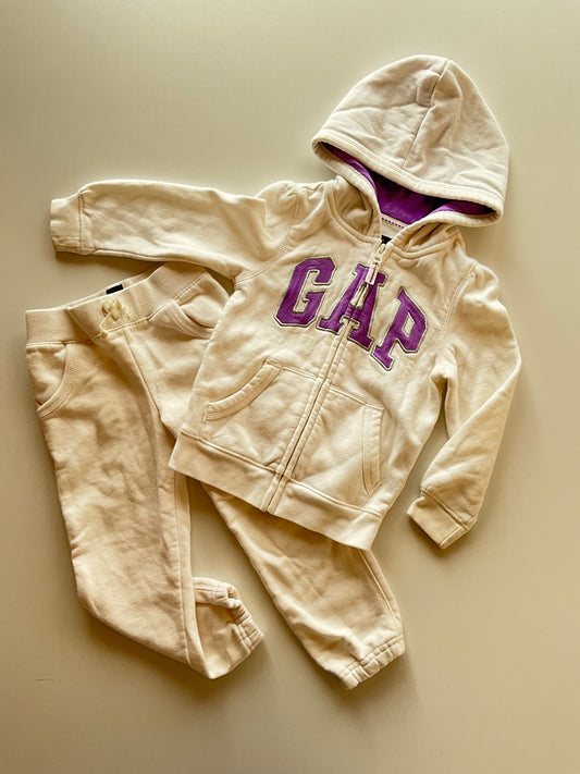 2pc White Gap Leisure Suit