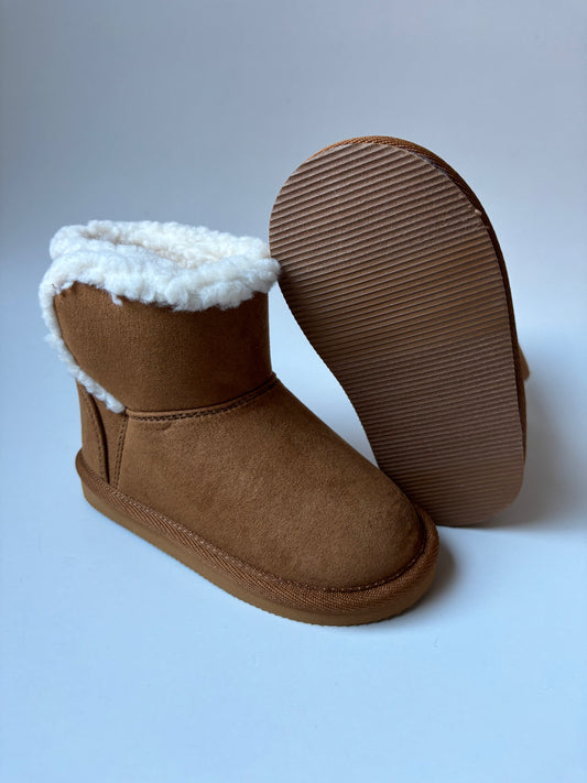 NWOT Brown Sherpa Lined Boots
