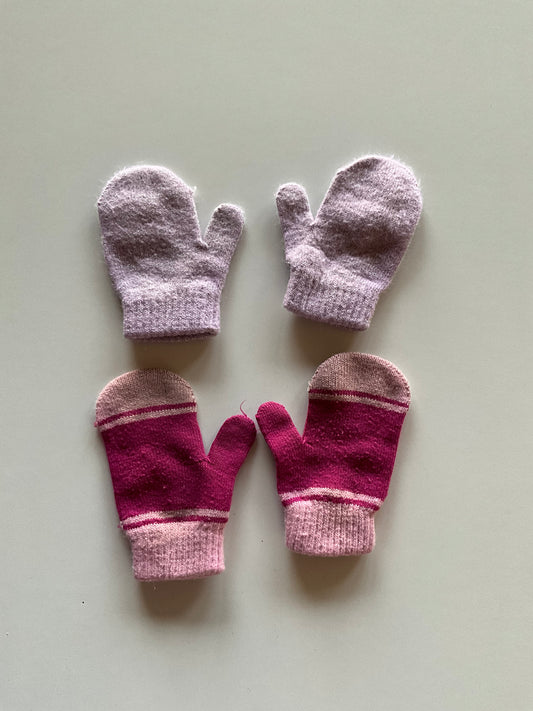 2 Pairs of Spring/Fall Mitts