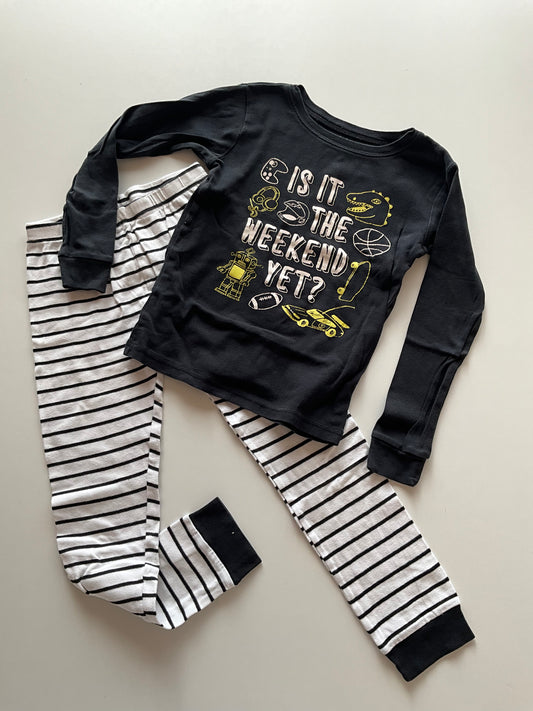 2pc Is It The Weekend Pajamas