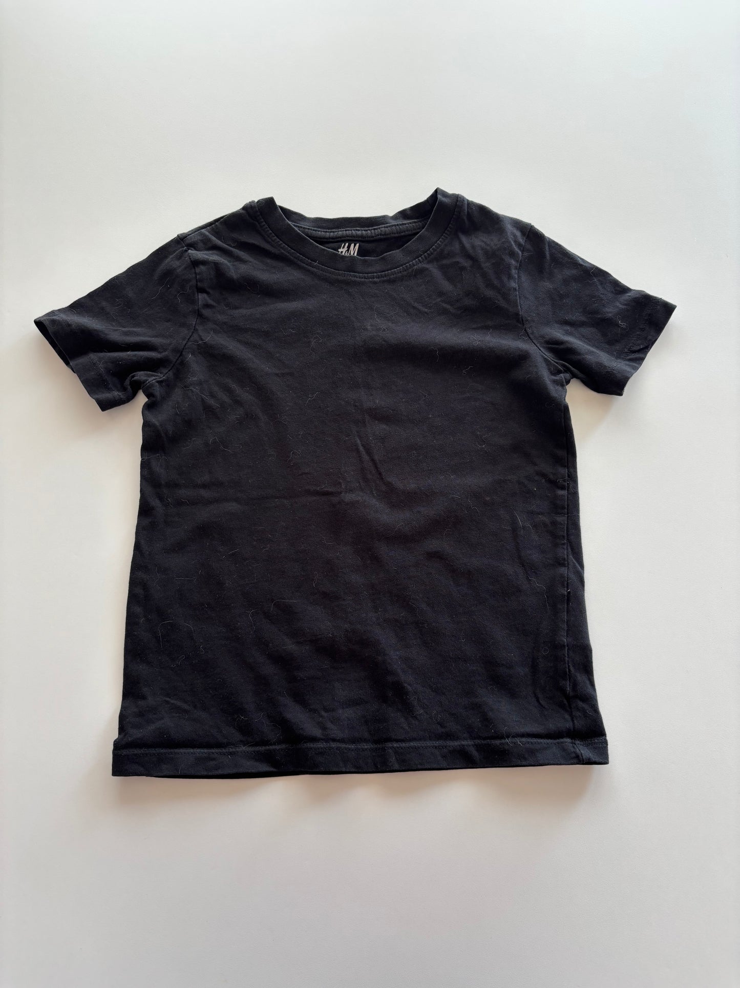 Black Tee