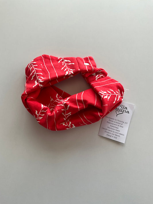 BNWT Red Faux Infinity Scarf