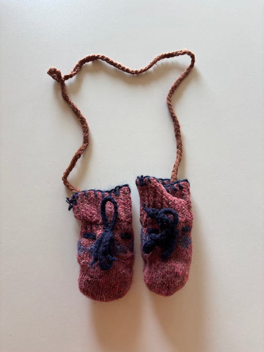 Wool Thumbless Mitts with String