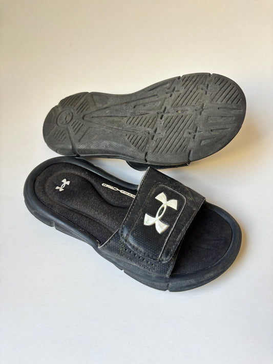 Black UA Slides