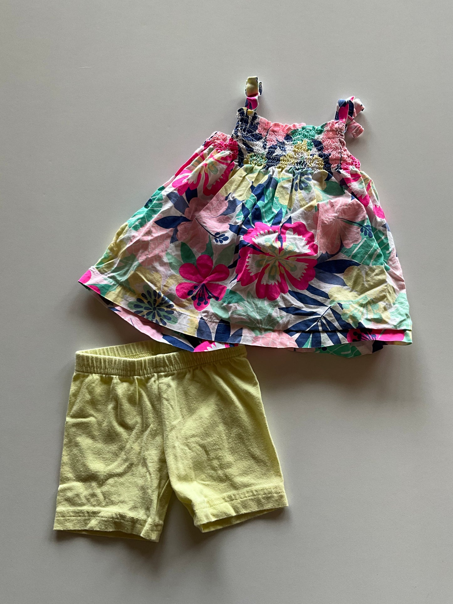 2pc Yellow & Tropical Floral Set