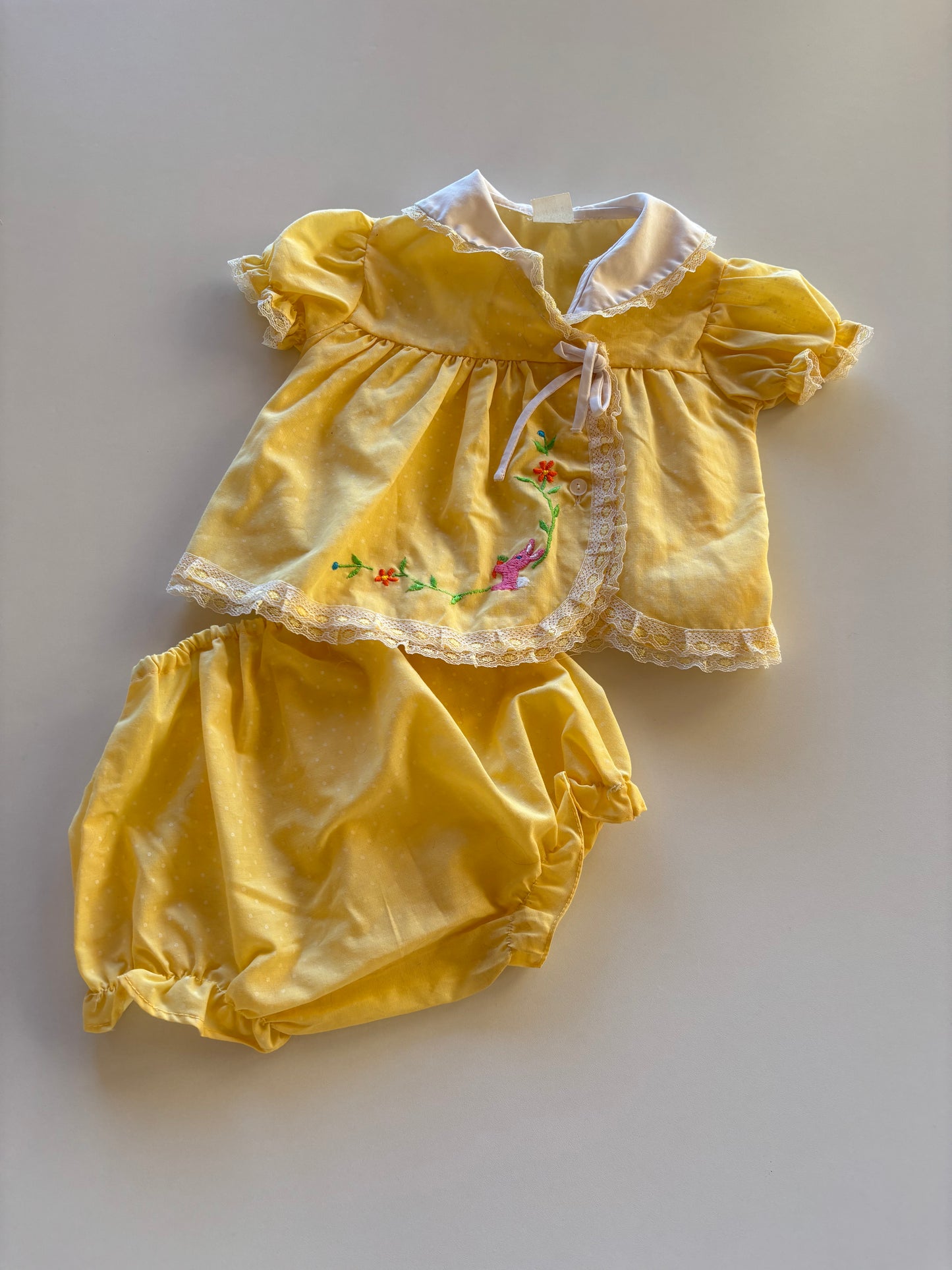 2pc Vintage Yellow Bunny Set