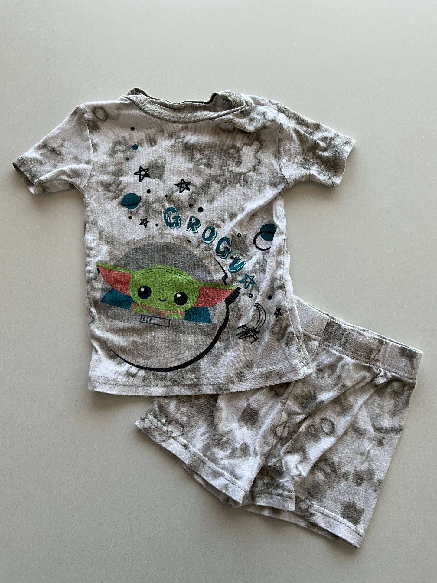 2pc Baby Yoda Pajamas