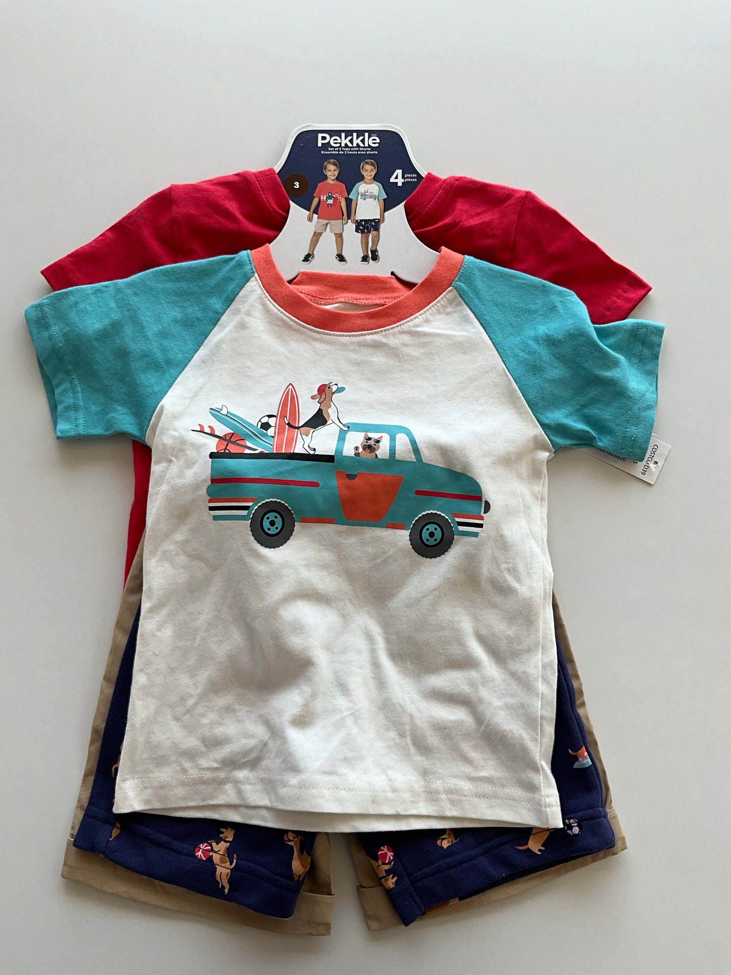 BNWT 4pc Dog Set